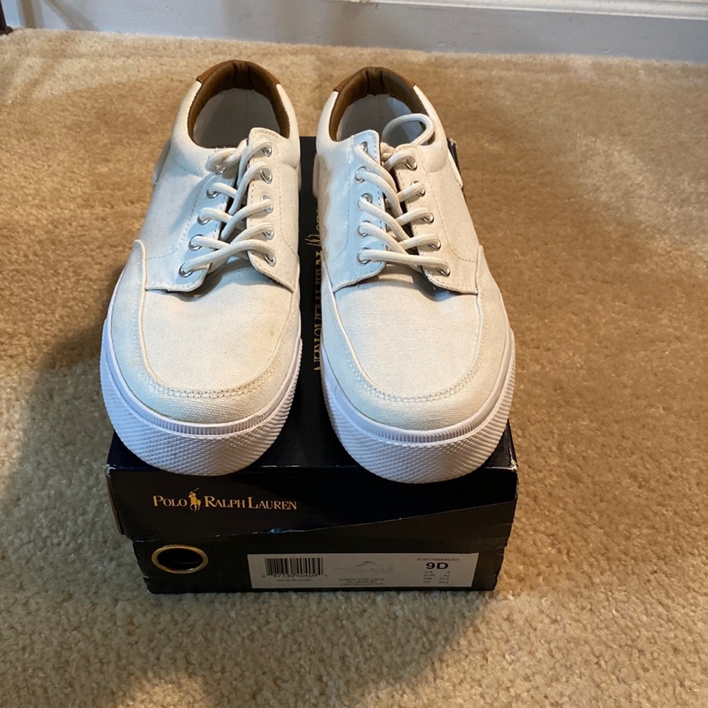 Mens shoes